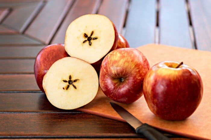 apples sliced for chips