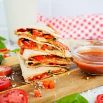 Easy Pepperoni Pizza Quesadillas
