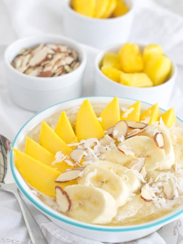 Tropical Smoothie Bowl